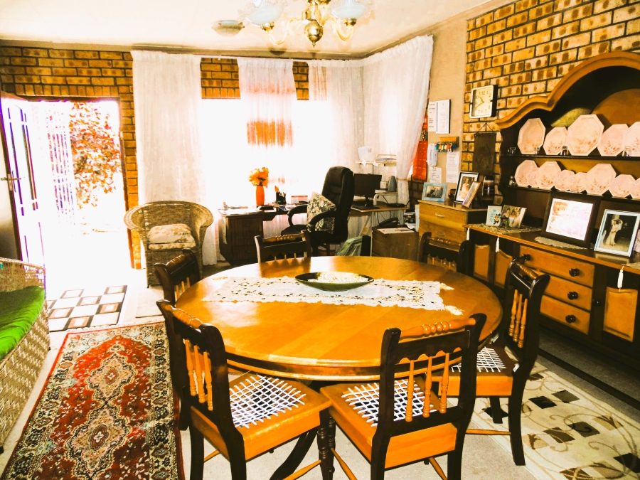 9 Bedroom Property for Sale in East Bank Eastern Cape